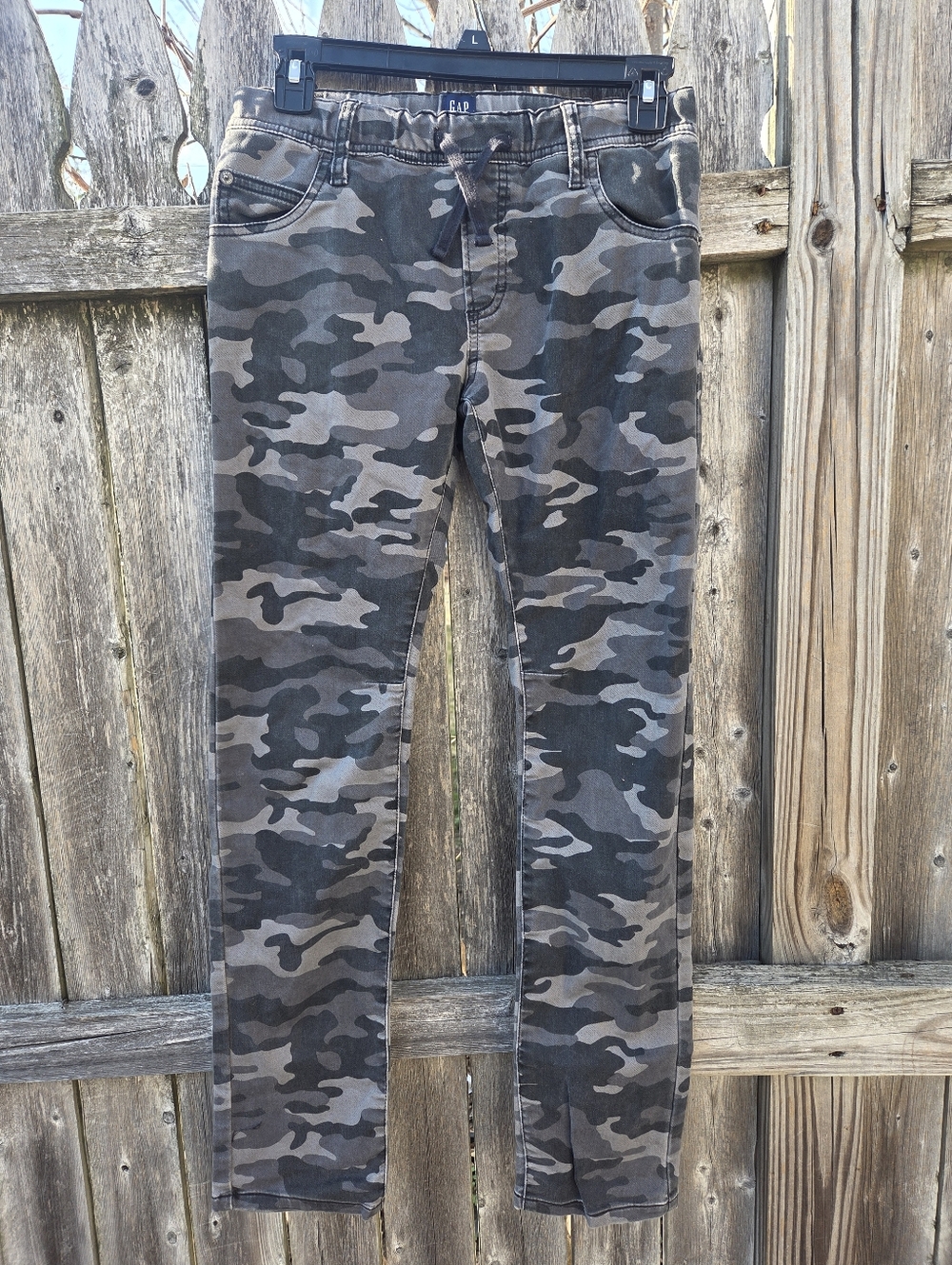 Boy's gap camo pants